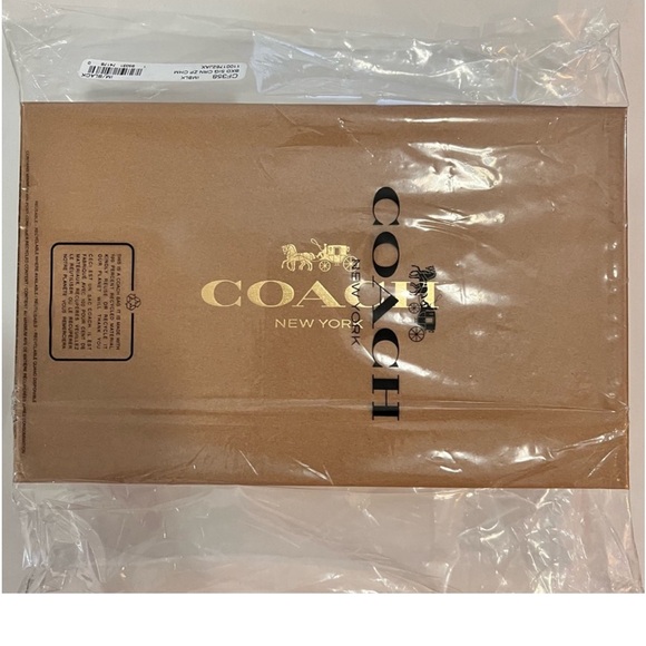 💕NIB COACH Signature Leather Black Wristlet with two Gold Coach Charms💕 - Picture 4 of 9